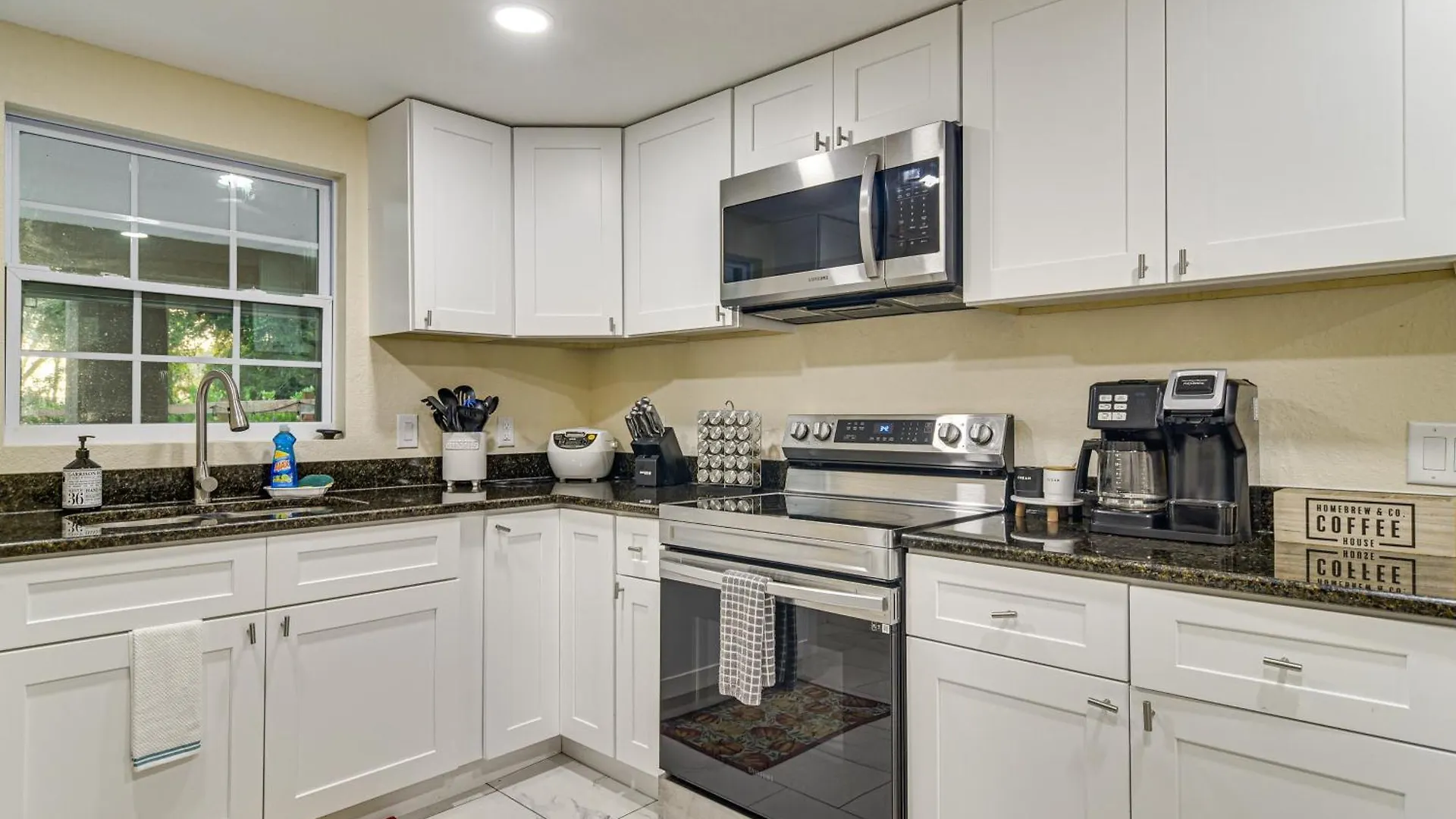 Spacious Tampa Home Pets Welcome! 0*,  الولايات المتحدة الأمريكية